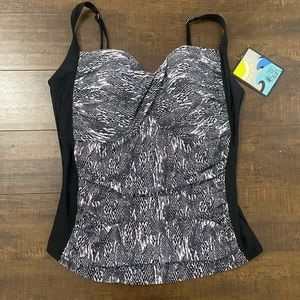 NWT Mazu Swim 24W Swimsuit Tankini Top